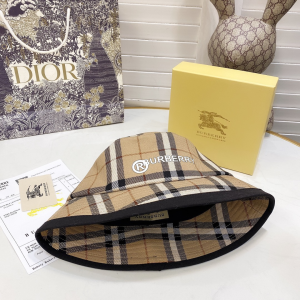 Luxury Womens Hats Burberry 2021 Vintage Check Bucket Hat A144PP90 AA151669