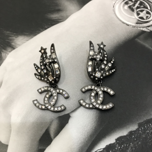 Luxury Womens Jewelry Chanel Crystals CC Logo Earrings A152PP150 AA151848