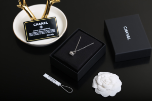 Luxury Womens Jewelry Chanel Bag Pendant Necklace A205PP100 AA151978