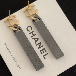 Luxury Womens Jewelry Chanel Monogram Tag Earrings A39PP120 AA152040