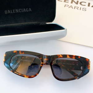 Luxury Womens Sunglasses Balenciaga Luxury Sunglasses BB0095 A65PP180 AA152364