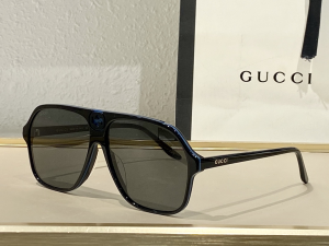 Gucci Luxury Sunglasses GG0734S 
