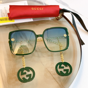 Gucci Luxury Sunglasses GG0742 