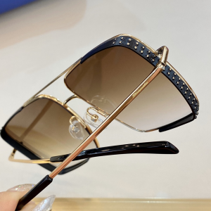 Luxury Womens Sunglasses Stacy Martin Luxury Sunglasses S1042 A65PP180 AA152183