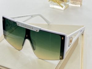 Versace Luxury Sunglasses VERSACE4393 