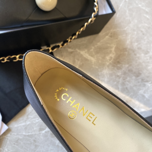 Luxury Womens Shoes Chanel Vintage Leather Loafer in Black 35 To 40 A136PP470 AA152915