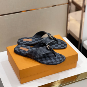 Louis Vuitton Damier Thong Sandal Black 