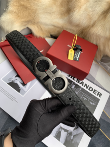 Ferragamo Gancini Black Calfskin Leather Belt 35MM 