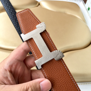 Luxury Womens Belts Hermes Horses Buckle Leather Belt in Tan 40MM A175PP240 AA153452