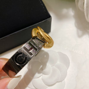 Luxury Womens Jewelry Chanel Gold CC Logo Bracelet A152PP120 AA153363