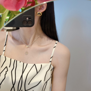 Luxury Womens Jewelry Chanel Gold CC Round Earrings A152PP110 AA153362