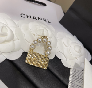 Luxury Womens Jewelry Chanel Gold Iconic Flap Bag Brooch A152PP120 AA153355