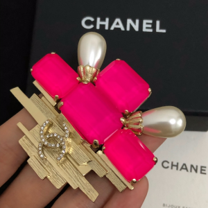 Chanel 2021 Brooch 