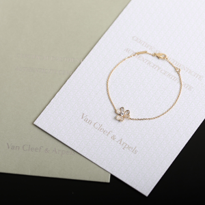 Luxury Womens Jewelry Van Cleef Arpels Frivole Crystals Bracelets A205PP220 AA153601