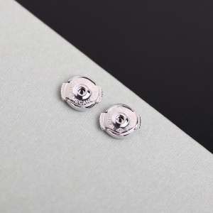 Luxury Womens Jewelry Van Cleef Arpels Frivole Crystals Earring A205PP260 AA153600