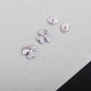 Luxury Womens Jewelry Van Cleef Arpels Frivole Crystals Earring A205PP260 AA153600