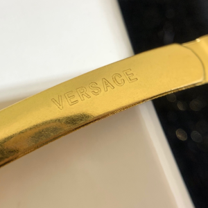 Luxury Womens Jewelry Versace Gold Medusa Hair Clip Accessory A205PP140 AA153590