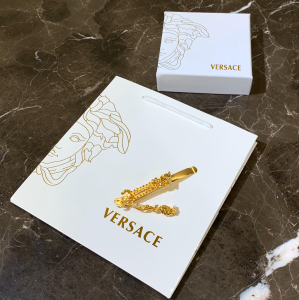 Luxury Womens Jewelry Versace Gold V Hair Clip Accessory A205PP180 AA153591