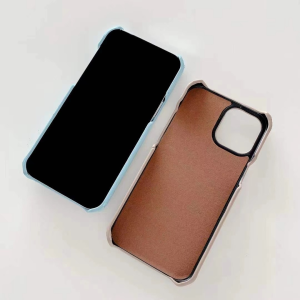 Luxury Womens Phone Holder Chanel Pearl CC Logo iPhone Case A62PP60 AA153675