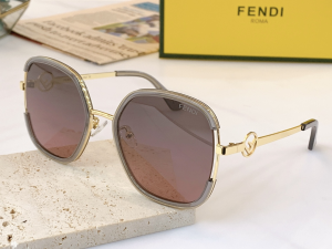 Fendi Luxury Sunglasses FF5978 