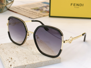 Fendi Luxury Sunglasses FF5978 