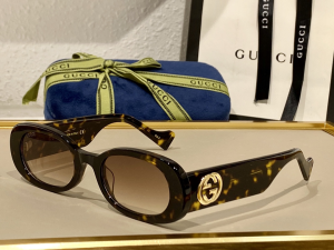 Gucci Luxury Sunglasses GG0517S 
