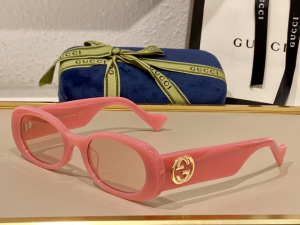 Gucci Luxury Sunglasses GG0517S 