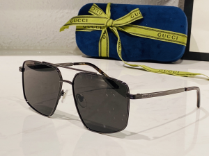 Gucci Luxury Sunglasses GG0941S 