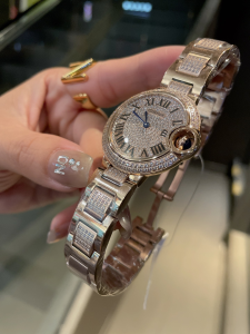 Luxury Womens Watches Cartier Ballon Bleu Watch with Diamonds A213PP1180 AA153615