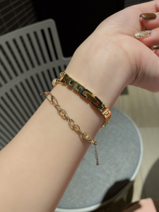 Luxury Womens Watches Chanel Camelia Jewelry Watch 28x8MM A213PP780 AA153624