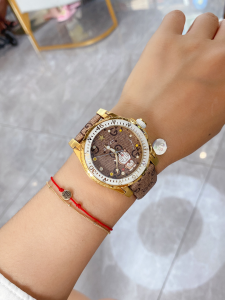 Luxury Womens Watches Gucci x Doraemon Dive Watch 38MM A213PP780 AA153622