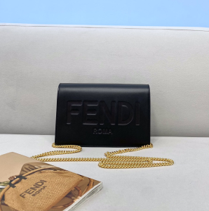 Fendi Mini Bag Wallet on Chain Black Calfskin Fendi Mini Bag Wallet on Chain Black Calfskin