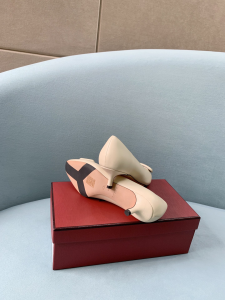 Luxury Womens Shoes Bally Lizzie Leather Pump in OFF White 35 To 39 A136PP530 AA154025