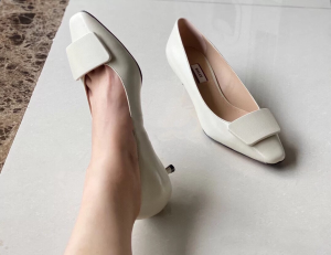 Luxury Womens Shoes Bally Lizzie Leather Pump in OFF White 35 To 39 A136PP530 AA154025