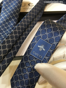 Luxury Mens Ties Gucci GG and Rhombus Motif Silk Tie in Blue A151PP130 AA154080