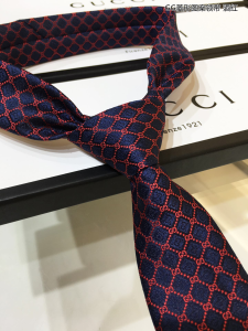 Luxury Mens Ties Gucci GG and Rhombus Motif Silk Tie in Red A151PP130 AA154081