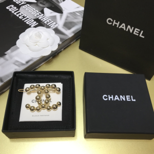 Luxury Womens Jewelry Chanel Gold CC and Ball Brooch A152PP120 AA154293