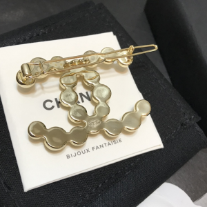 Luxury Womens Jewelry Chanel Gold CC and Ball Brooch A152PP120 AA154293