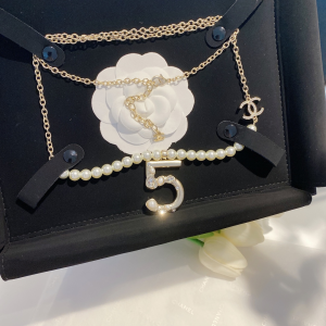 Luxury Womens Jewelry Chanel NO5 Pearls Chain Necklaces A152PP180 AA154289