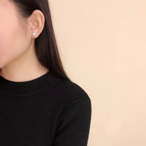 Luxury Womens Jewelry Cartier Diamond Stud Earrings A205PP240 AA154451