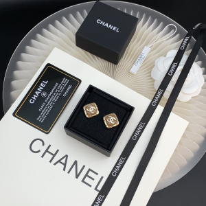 Luxury Womens Jewelry Chanel Crystals CC Square Earring A205PP170 AA154465