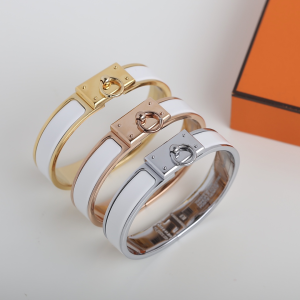 Hermes Clic Anneau Bracelet White 