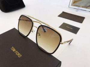 Tom Ford Luxury Sunglasses FT0846 