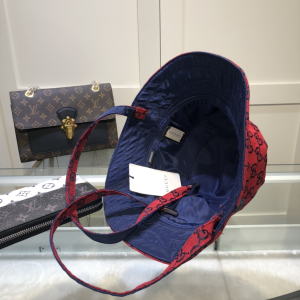Luxury Womens Hats Gucci Red GG Multicolor Reversible Bucket Hat A62PP135 AA154620