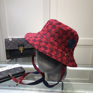 Luxury Womens Hats Gucci Red GG Multicolor Reversible Bucket Hat A62PP135 AA154620