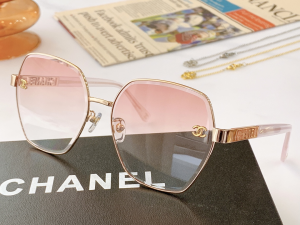 Chanel Luxury Sunglasses CH7292 