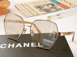 Chanel Luxury Sunglasses CH7292 