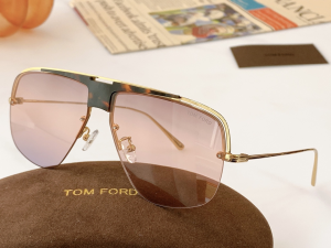 Tom Ford Luxury Sunglasses FT0724 