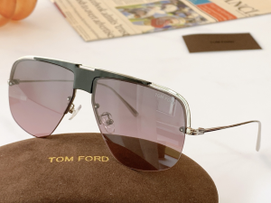 Tom Ford Luxury Sunglasses FT0724 