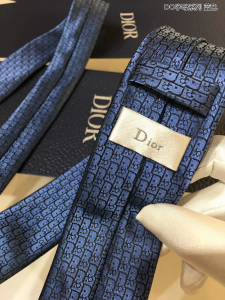 Luxury Mens Ties Dior Blue Dior Oblique Tie A151PP160 AA155307